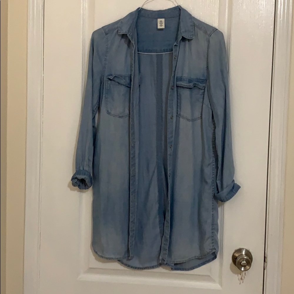 Long Button Up H&M - Picture 3 of 4